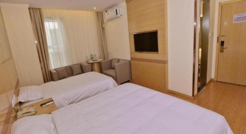 Greentree National Convention And Exhibition Center Huaxiang Road Hotel